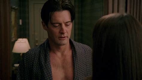 Auscaps Kyle Maclachlan Shirtless In Sex And The City The Agony And The Ex Tacy
