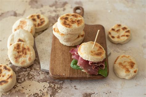 Focaccine In Padella La Ricetta Semplice E Veloce Senza Lievitazione