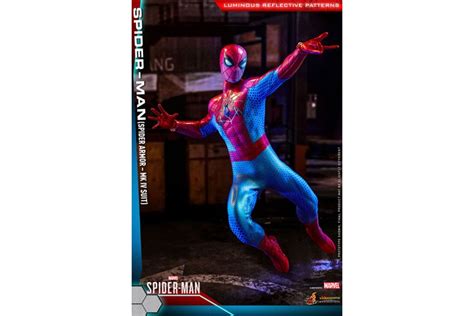 Video Game Masterpiece Marvel Comics Marvels Spider Man Figure Spider Man Hot Toys MyKombini