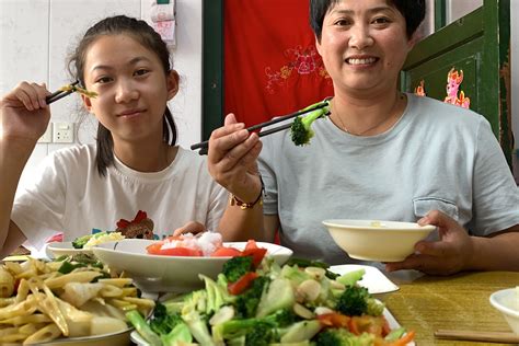 夏天没有胃口的时候，试试这好吃又下饭的家常菜吧凤凰网视频凤凰网