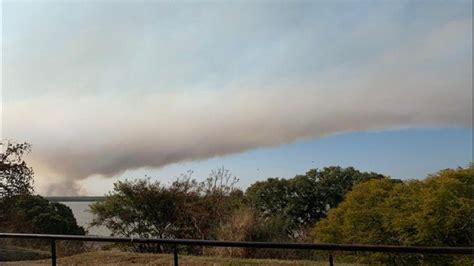 Lluvia De Cenizas Y Humo Sobre Rosario Por Incendios En Las Islas