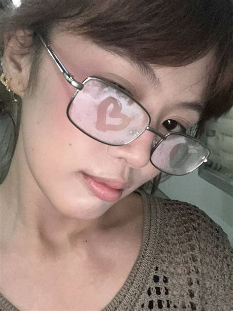 Pin On Bini In 2024 Pretty Brunette Tiktok Style Album Cover Wallpaper Collage