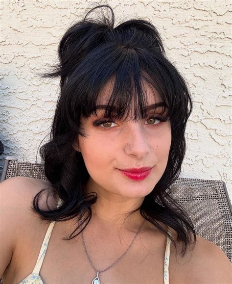 Evie Christian Age, Net Worth, Bio, Height, Weight, Photos and Boyfriend