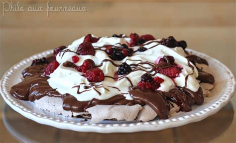 Philo Aux Fourneaux Pavlova Au Chocolat Aux Fruits Rouges