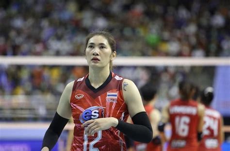 Cận cảnh nhan sắc vạn người mê của hot girl bóng chuyền Thái Lan tại SEA Games 32 Tinmoi