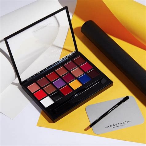 C Y Son B N Ch Y Nh T C A Sephora U L Nh Ng C Y Son Hot Hit V I Con G I Vi T