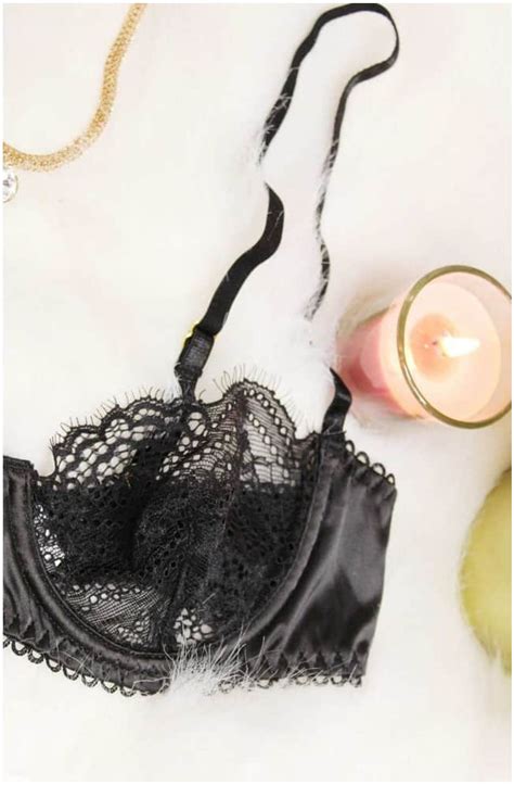 Female Sexy Set Of Black Lace Lingerie Unique Low Prices