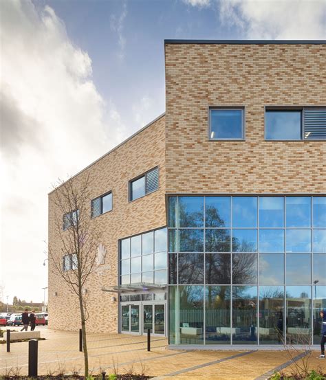 Aylesbury UTC England | Ströher References