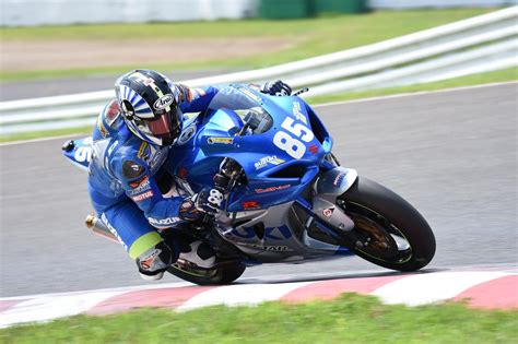 ＜全日本ロードレース＞ これが新クラスST1000！ ～JSBより改造制限厳しく、バトル厳しく！ - webオートバイ