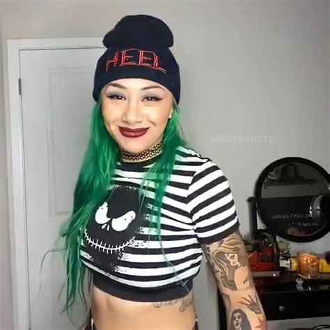 Hot Sexy Ash Urbanski Bikini Pics