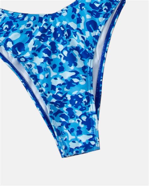 Buy The Garmspot Underwire Adjustable Strap Two Piece Bikini In Blue On