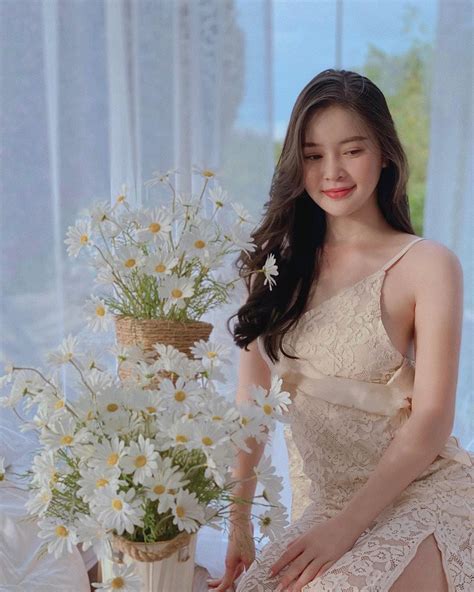 Danh hiệu hot nhất sân golf đang thuộc về gái đẹp RMIT Xem ảnh nào là muốn đổ rạp ảnh đấy