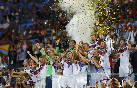 PHOTOS: Emotions following Germany's World Cup Final victory | theScore.com