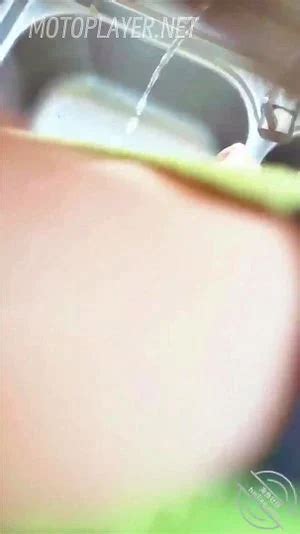 Assista 最新封神 極品亂倫海角亂倫大神禁臠新作 廚房激操嫂子不小心被鄰居看到你害死我了 又射裡面 Taboo Cuckold Cheating Wife Porn