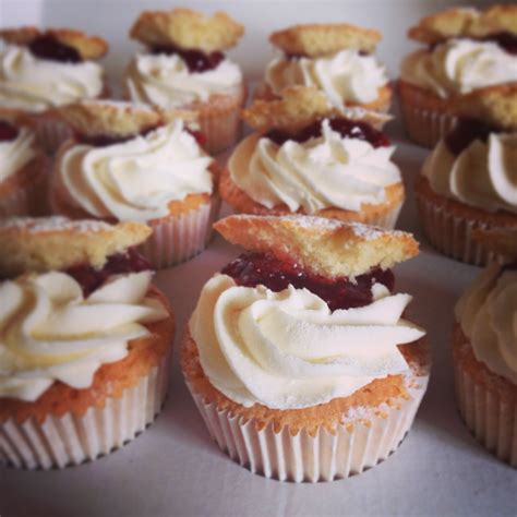 Victoria Cupcakes | White Cherry Bakery