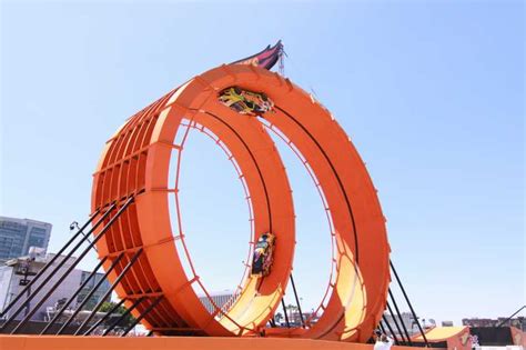 Hot Wheels Rompe R Cord Mundial En Los X Games Todo En Un Click
