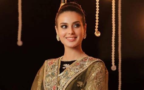 Iqra Aziz Lifestyle Height Wiki Net Worth Age Measurements Cars