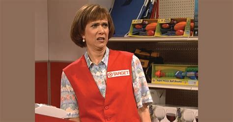 Kristen Wiig returns to 'Saturday Night Live' with Target Lady