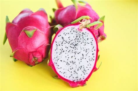 Tranche De Fruit Du Dragon Fruits Tropicaux D été Frais De Pitaya