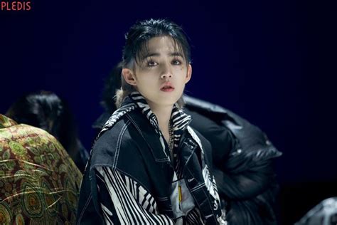 SEVENTEEN HOT MV BEHIND PICS Gambar Pacar Aktor Gambar