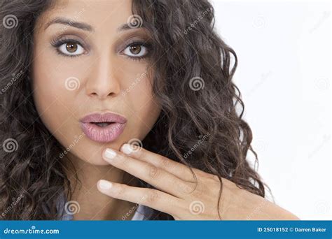 Mooi Verrast Spaans Vrouw Of Meisje Stock Foto Image Of Uitdrukking Brunette 25018152