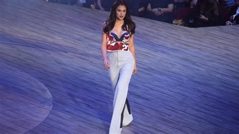 The Naked Truth Bench Underwear And Denim Fashion Show 2014 Pictures