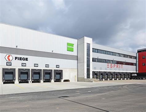 Esprit opens new logistics center in Mönchengladbach, Germany – EPR Retail News