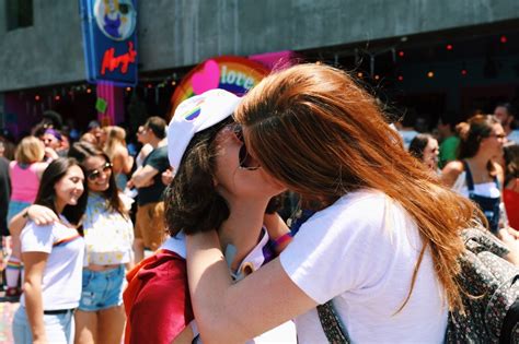 Lesbian Lip Lock Page 32 Literotica Discussion Board