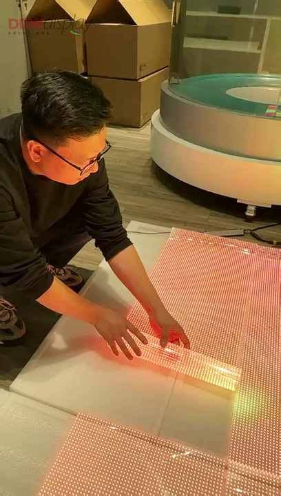 Easy Quick Installing Adhesive Transparent Led Screen P P P P P