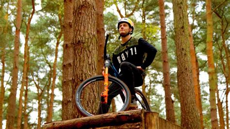 meet  uks top freestyle mountain biker matt jones youtube