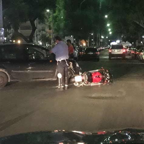 Tre Incidenti Nella Notte A Palermo Due Persone Ferite In Ospedale