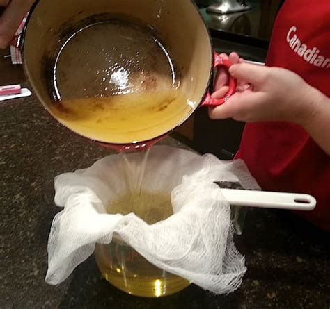 how to strain cooking oil