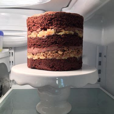 Naked Cakes That Prove Less Frosting Is More