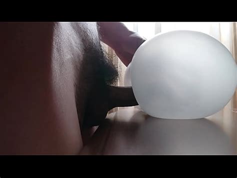 ラテックス手袋で作った手作りオナホでオナニー XVIDEOS