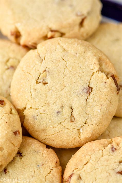 Easy Pecan Sandies 5 Ingredients Simple Joy