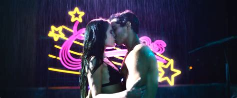 Nude Video Celebs Giulia Be Nude Beyond The Universe Depois Do Universo