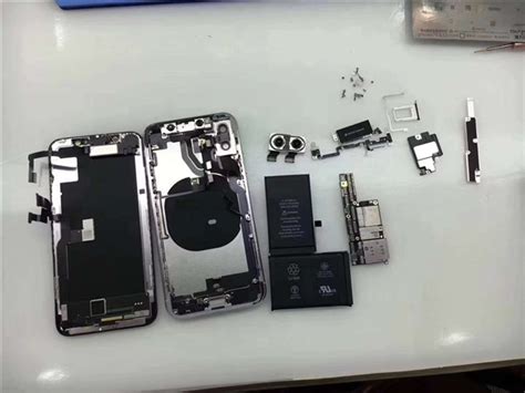 Iphone X First Teardown Shows Its L Shaped Dual Battery