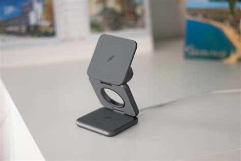 Recenze Epico Mag+ Foldable Wireless Charger: Skládačka, která skvěle ...