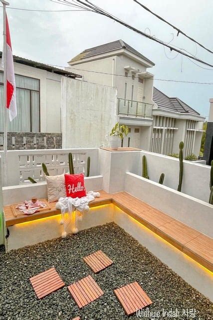 12 Inspirasi Taman Aesthetic Di Rumah Hunian Makin Memesona