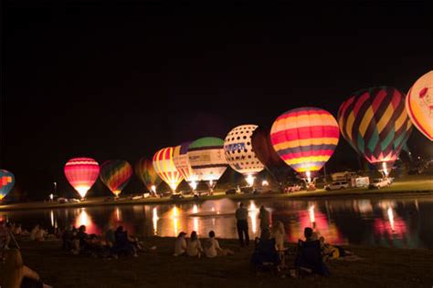 How To Photograph A Balloon Night Glow | ePHOTOzine