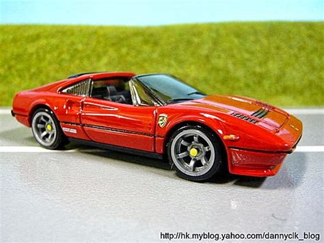 CLK s Model Car World 車天車地 CLK Hot Wheels Ferrari Racer Ferrari GTS Quattrovalvole