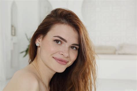 Kinsley White Dream MetArt White Dream Kinsley High Porn Pic