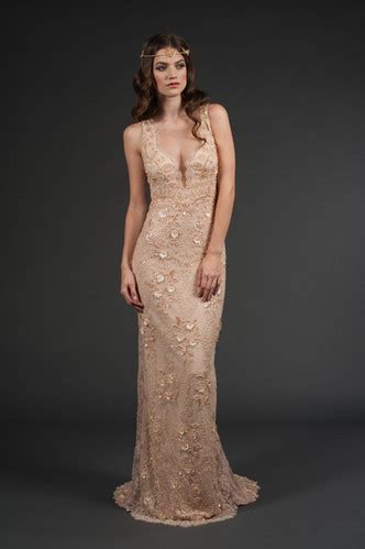 Nude Neck Gown Olvi S Lace