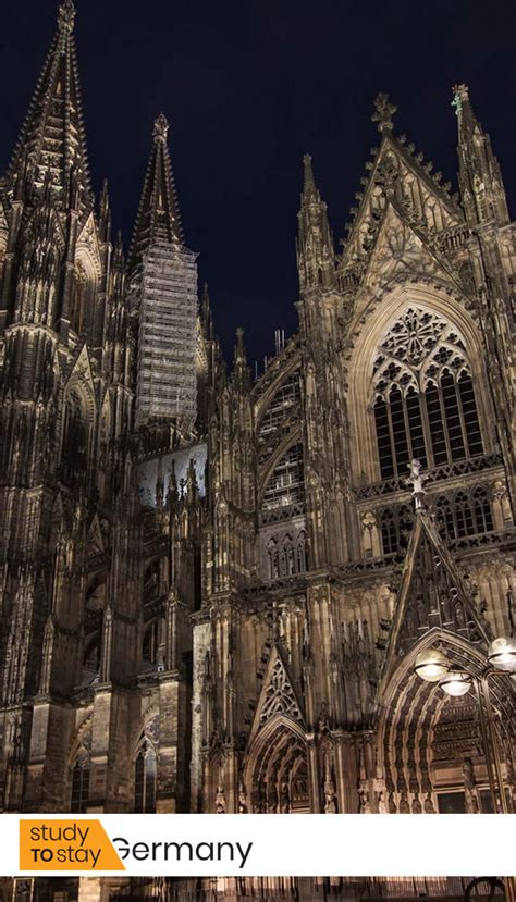 КЁЛЬНСКИЙ СОБОР⠀ | Соборы, Здания, Башня