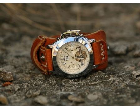 Купить авторские часы "Торопись медленно" с автоподзаводом