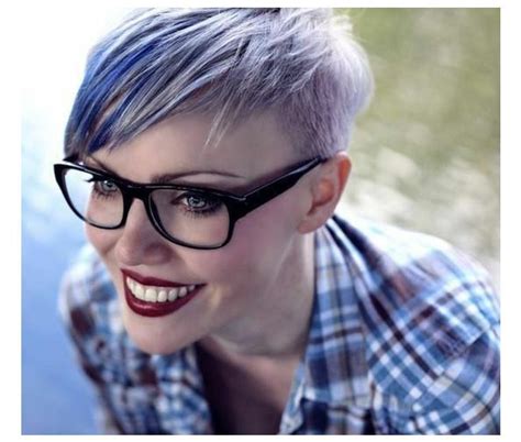 COIFFURE 20 idées de coupe courte blonde tendance pour vous inspirer Designmag fr