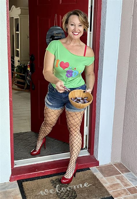 Best R Clubmilfs Images On Pholder Yo Kid Often Alone Am I Still Hot Or Not