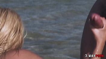 3 Way Porn Two Sex Addict Blondes On A Poor Guy XNXX