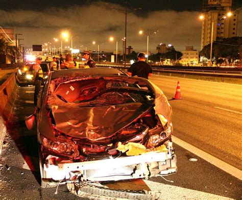 Acidente Na Anchieta - SP: acidente na Anchieta deixa um morto e dois feridos