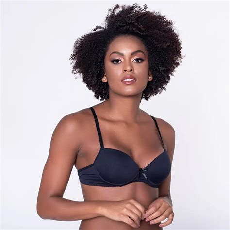 Kit de Lingerie Calcinha e Sutiãs em Oferta Click Chique